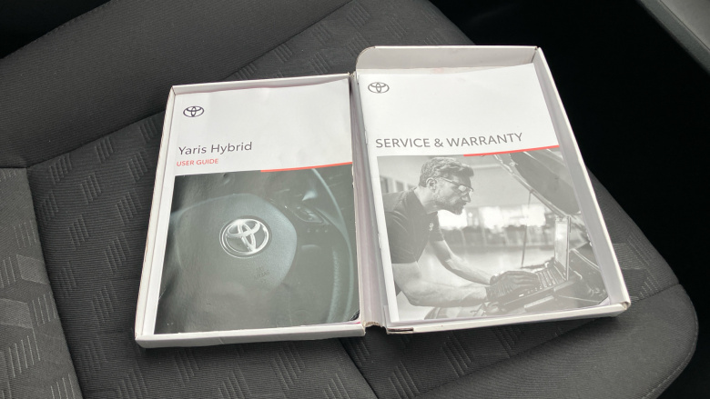 Toyota Yaris 1.5 Hybrid Icon 5dr CVT Hybrid Hatchback